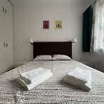 Lovely Central 1-Bedroom Rental With Patio